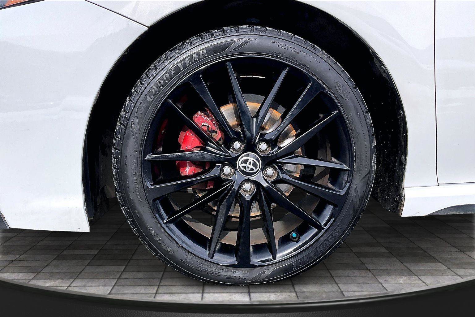 Used 2022 Toyota Camry XSE image 10