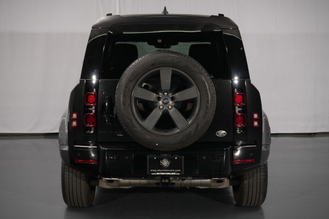 Used 2023 Land Rover Defender 110 X-Dynamic SE AWD/4WD image 15