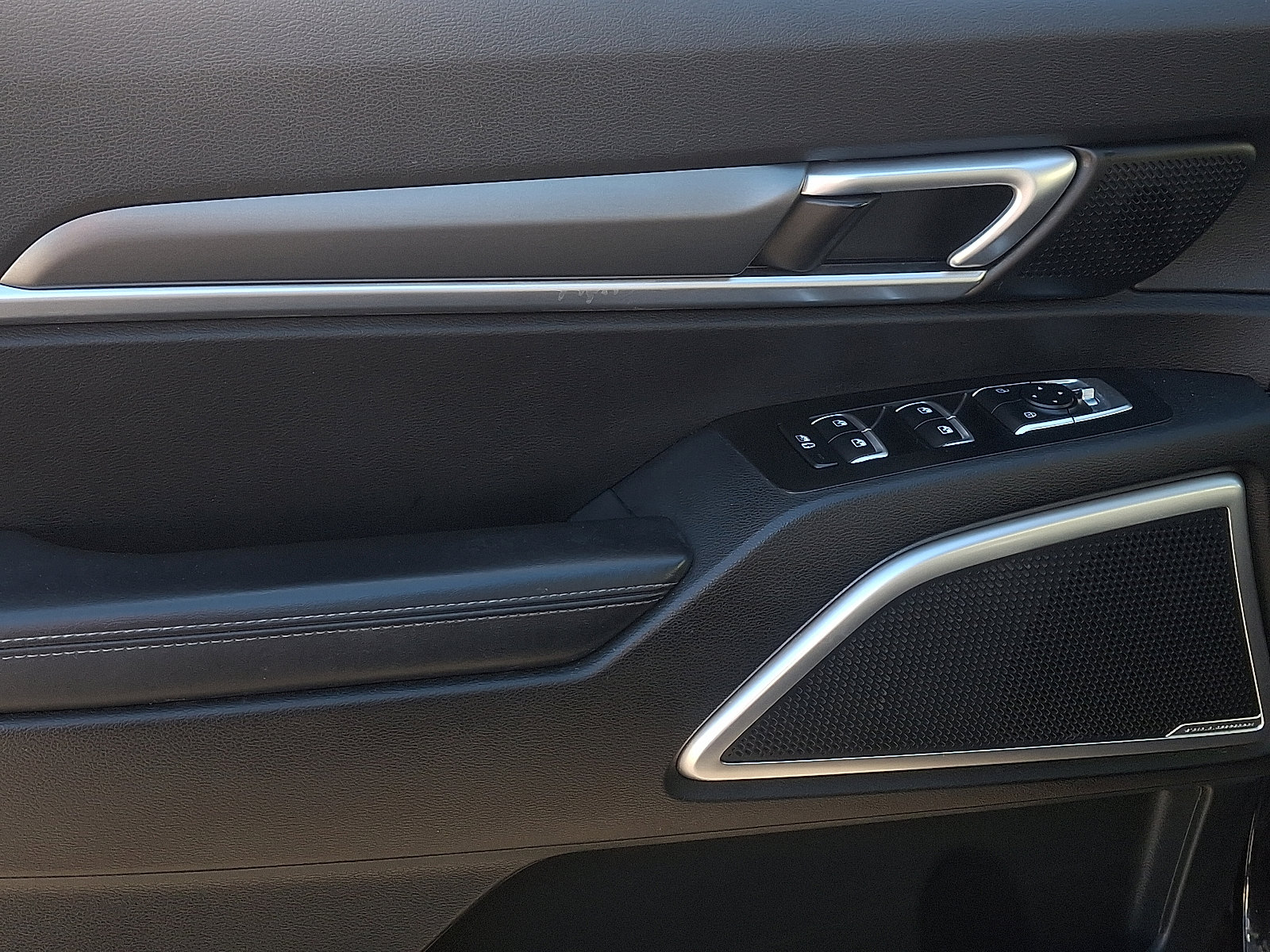 Certified 2022 Kia Telluride S image 12