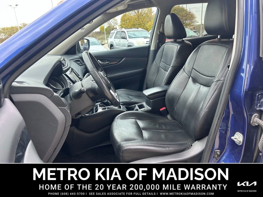 Used 2017 Nissan Rogue SL w/ SL Premium Package image 13