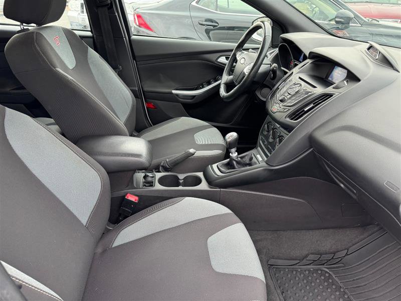 Used 2014 Ford Focus ST image 12