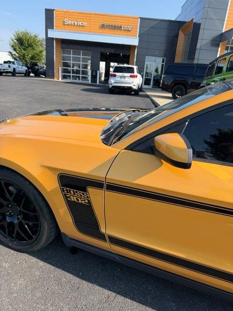 Used 2012 Ford Mustang Boss 302 w/ Boss 302 Accessory Pkg RWD image 6