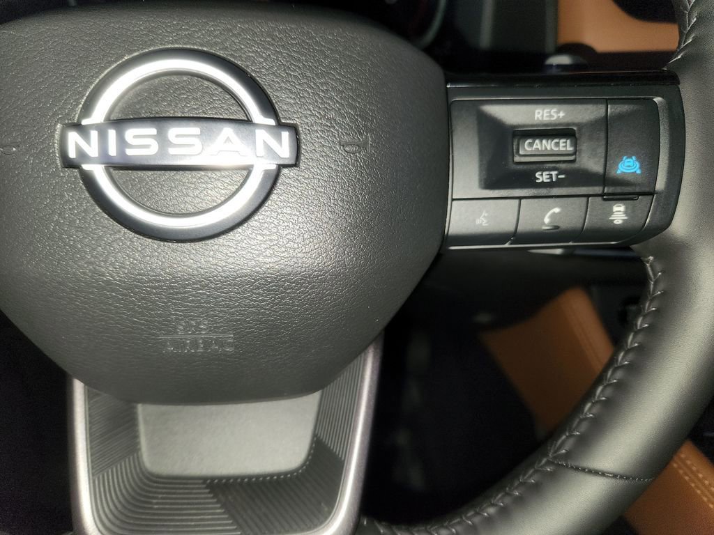 Certified 2025 Nissan Rogue Platinum w/ Platinum Premium Package image 27