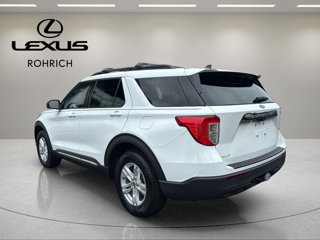 Used 2021 Ford Explorer XLT w/ Class III Trailer Tow Package AWD/4WD image 8