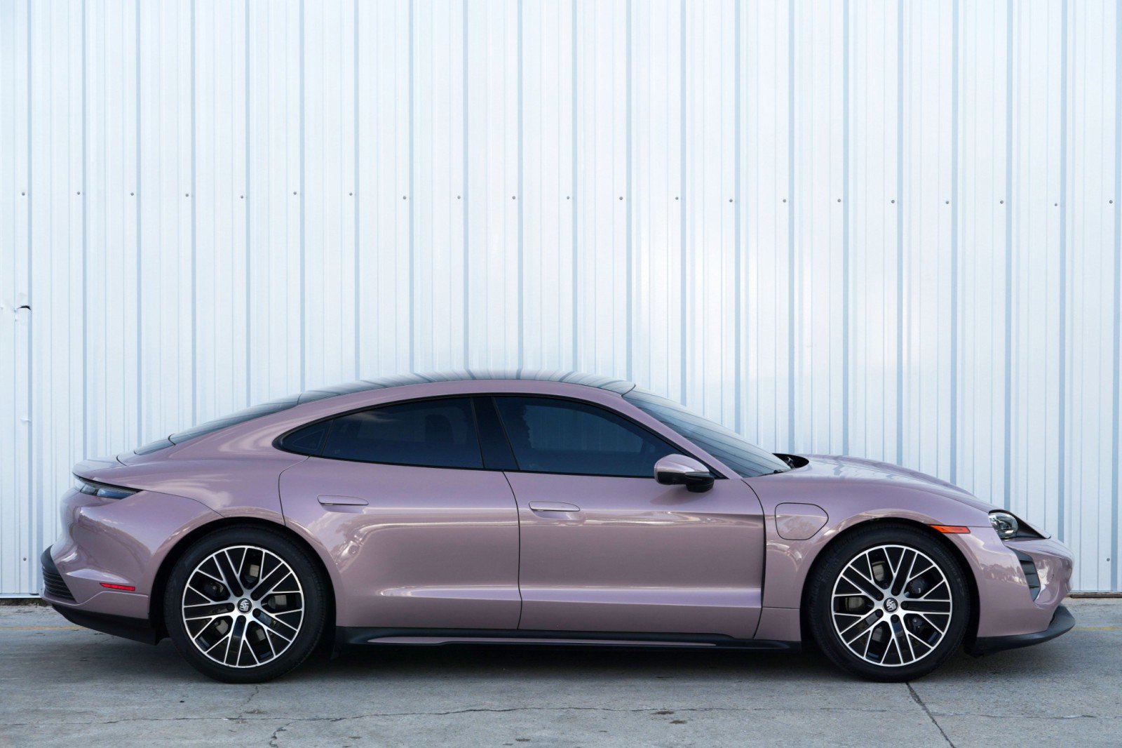 Used 2024 Porsche Taycan image 56