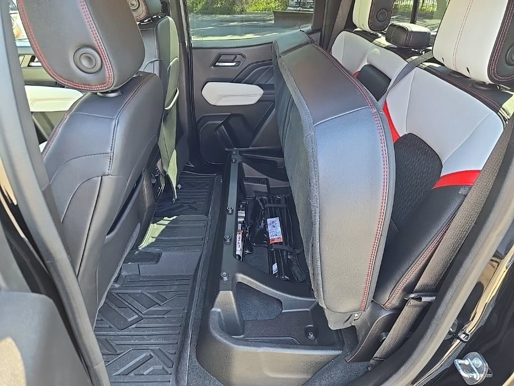 Used 2023 GMC Canyon AT4X image 44