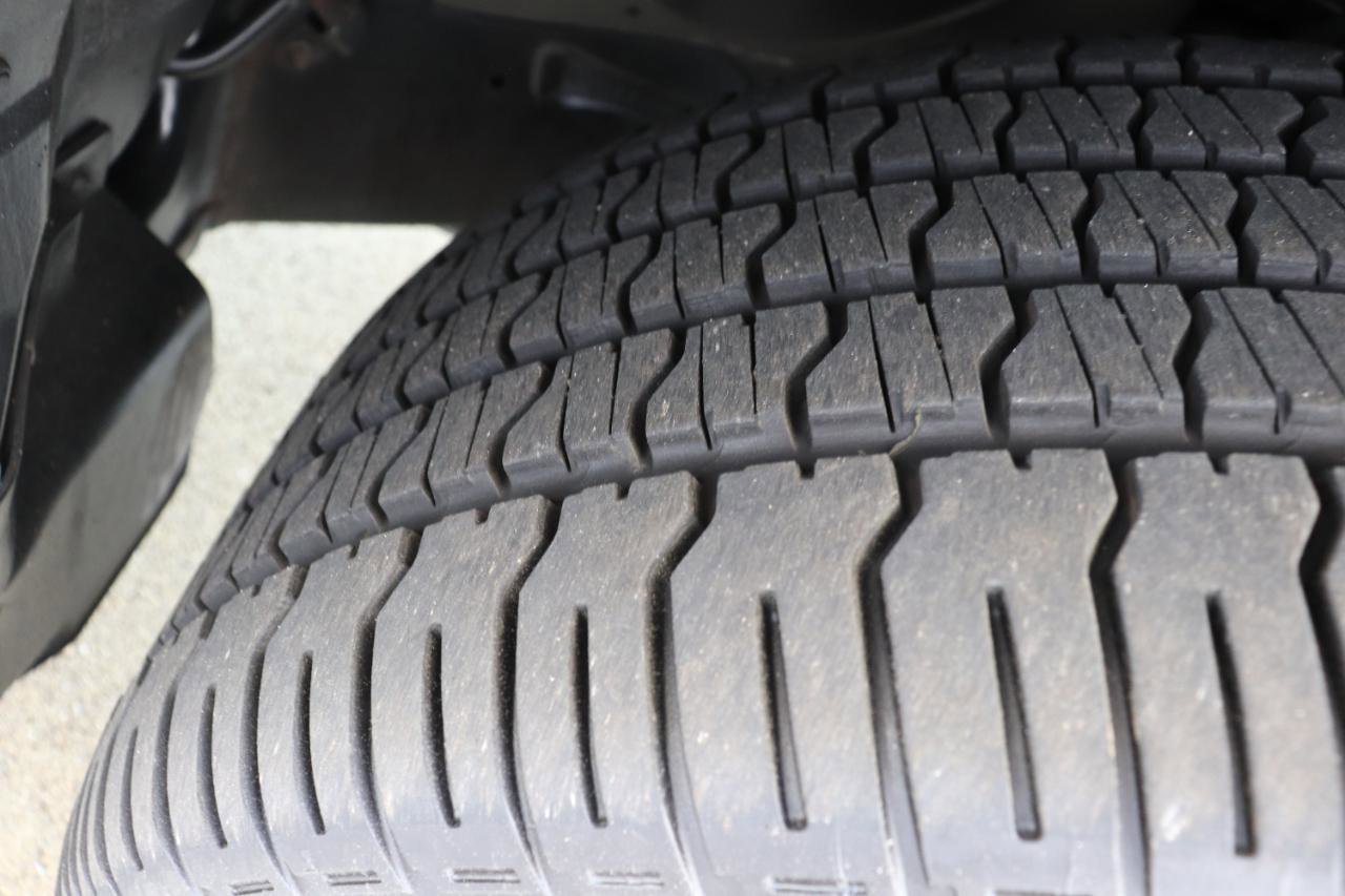 Used 2014 Lexus LX 570 4WD image 96