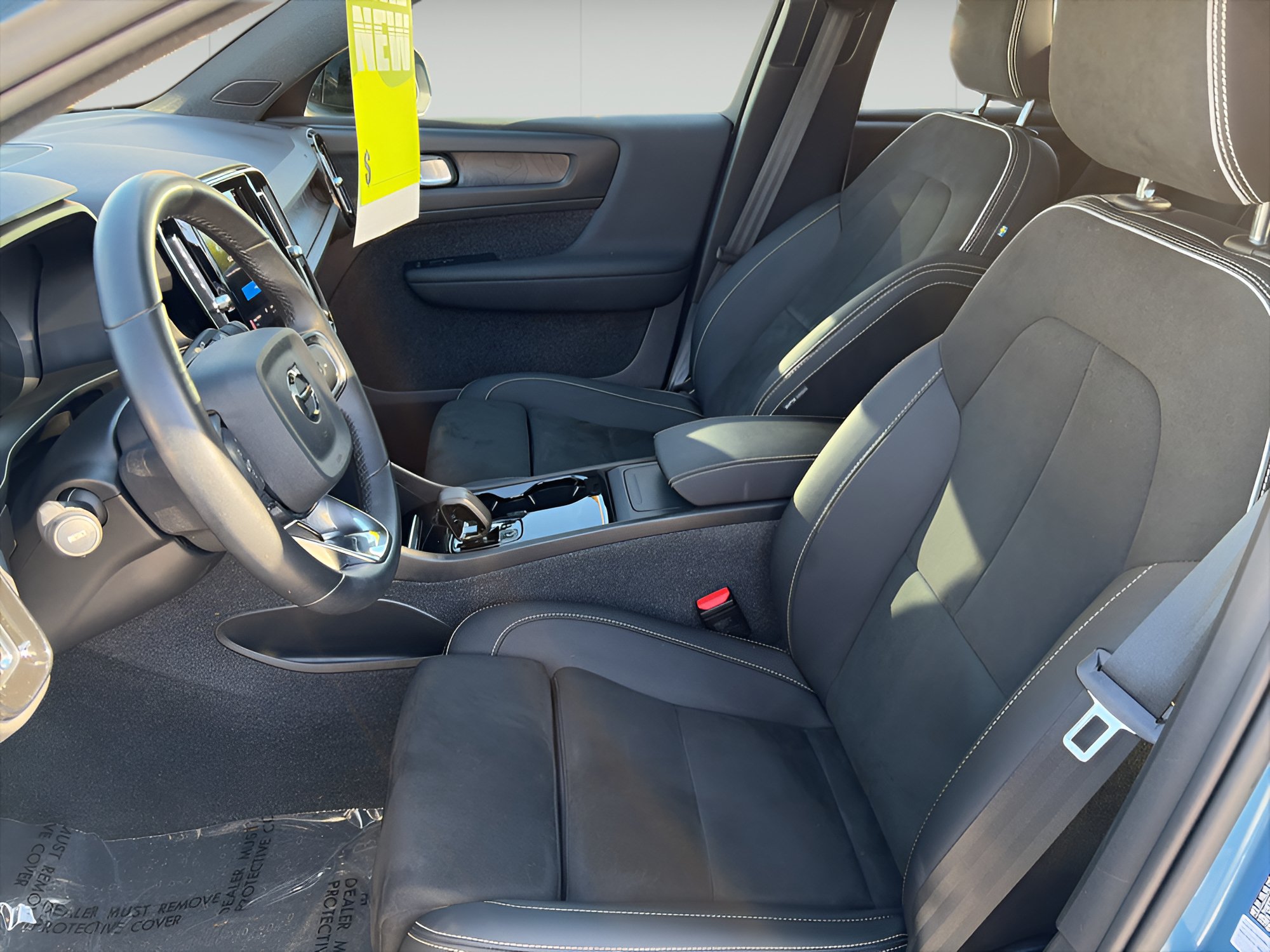 Used 2023 Volvo C40 P8 Recharge Plus AWD/4WD image 11