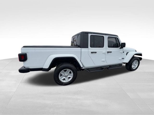 Used 2022 Jeep Gladiator Sport image 11