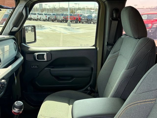 New 2026 Jeep Wrangler Sport AWD/4WD image 32