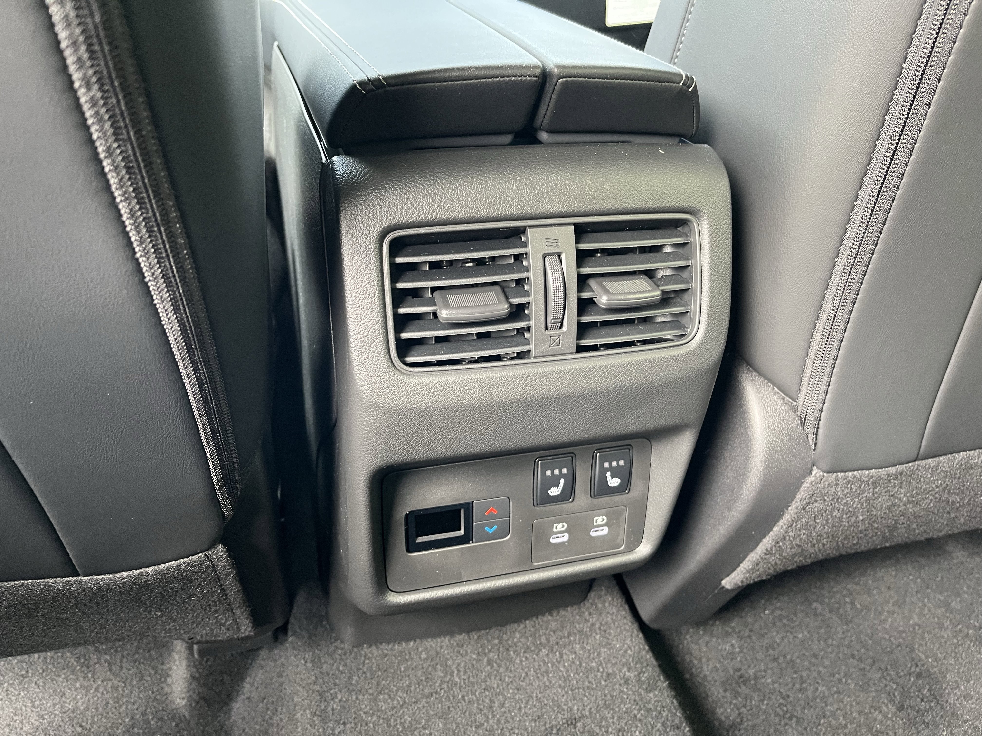 New 2026 Nissan Rogue Platinum image 25