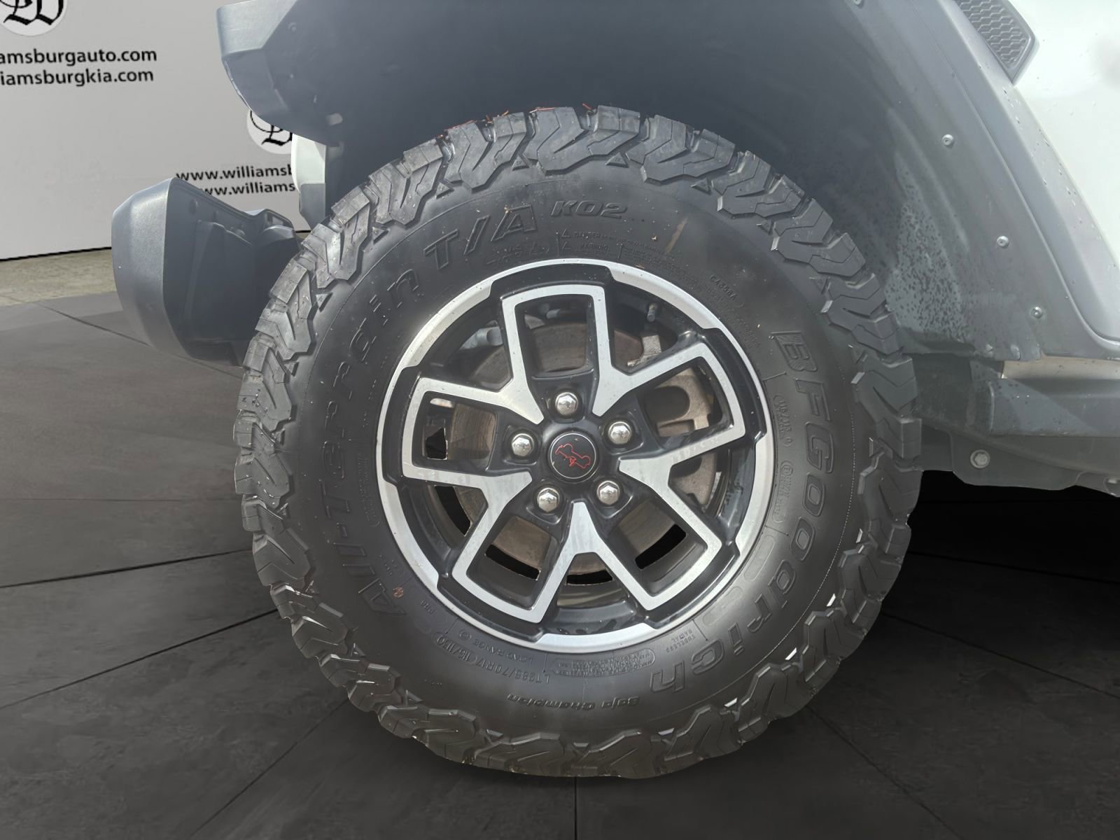 Used 2024 Jeep Wrangler Unlimited Rubicon image 14