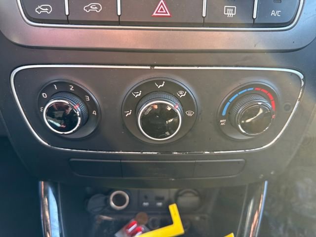 Used 2014 Kia Sorento LX image 28