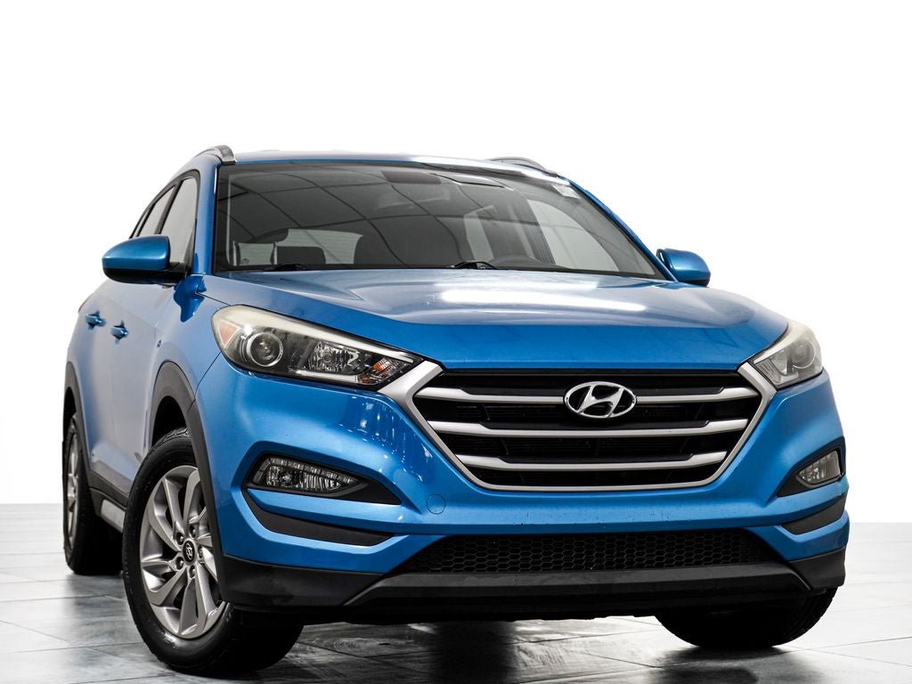 Used 2017 Hyundai Tucson SE w/ SE Popular Package 02 FWD image 3