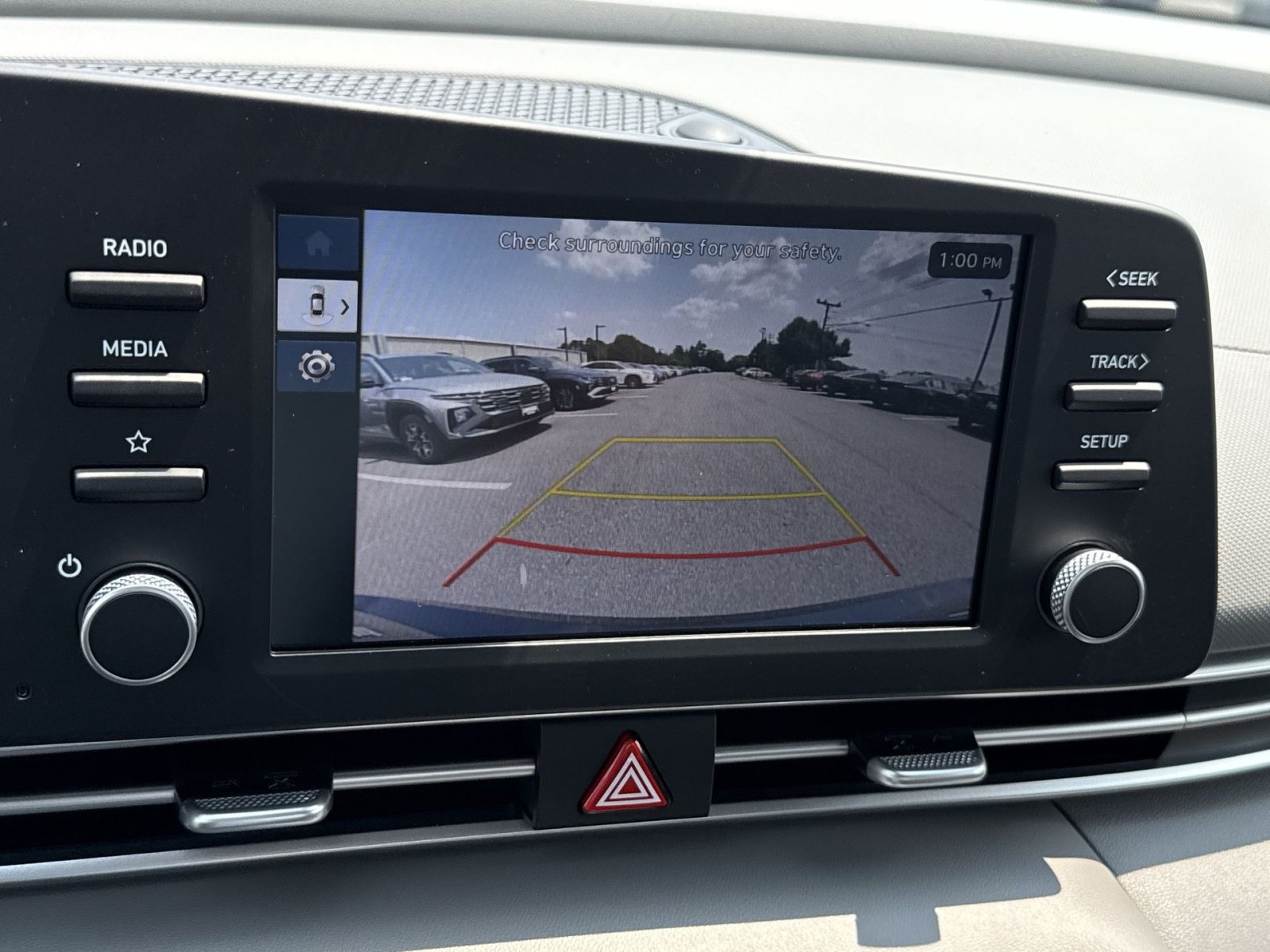 New 2026 Hyundai Elantra SE FWD image 19