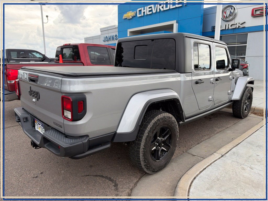 Used 2021 Jeep Gladiator Sport AWD/4WD image 3