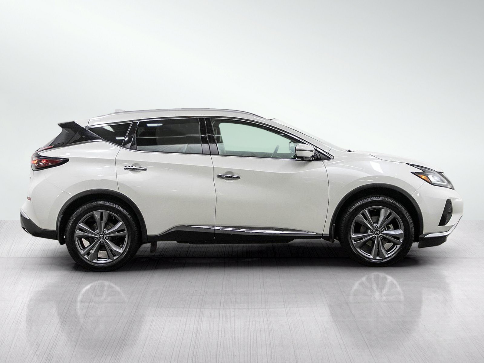 Used 2024 Nissan Murano Platinum AWD/4WD image 7