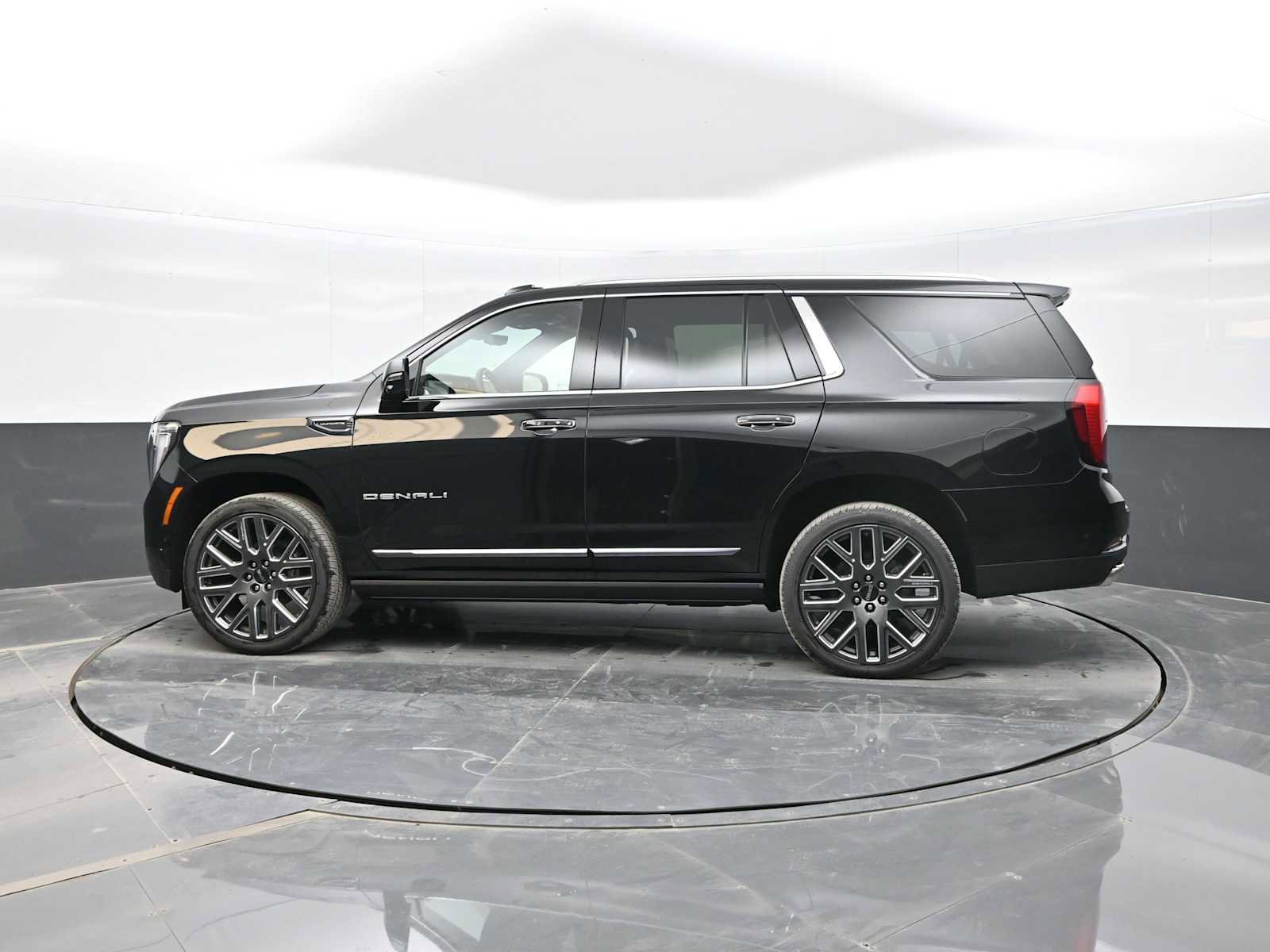 New 2026 GMC Yukon Denali Ultimate image 5