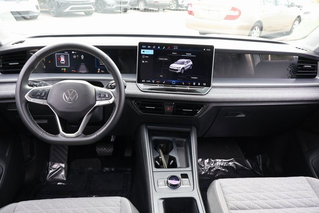 Certified 2025 Volkswagen Tiguan S image 15