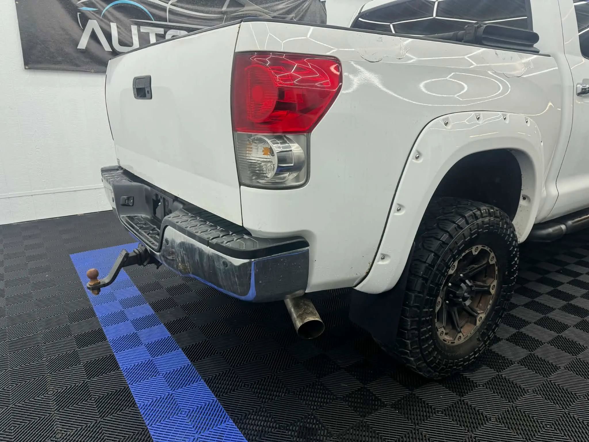 Used 2008 Toyota Tundra Limited image 3