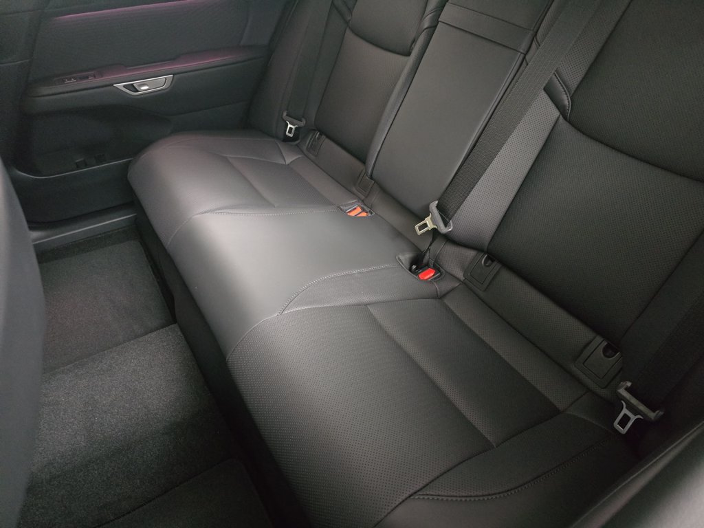 New 2026 Lexus ES 500e w/ Convenience Package AWD/4WD image 14