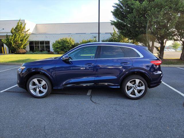 Used 2025 Audi Q5 Premium Plus w/ Premium Plus AWD/4WD image 13