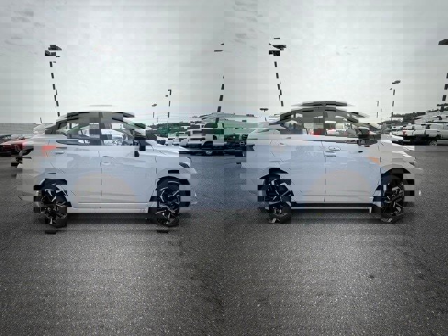 New 2025 Nissan Versa SR w/ Trunk Package image 4