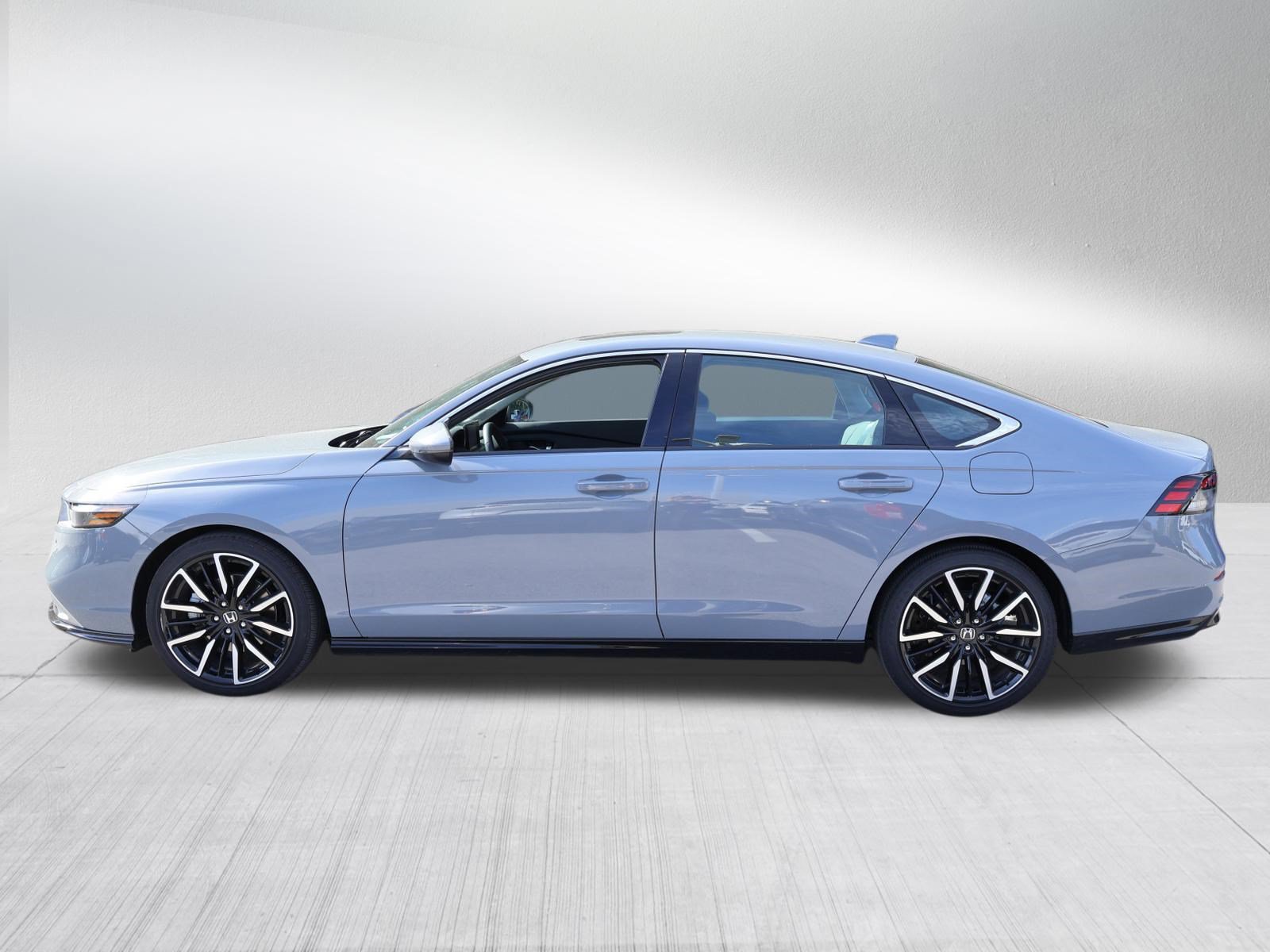 Used 2026 Honda Accord Touring image 5