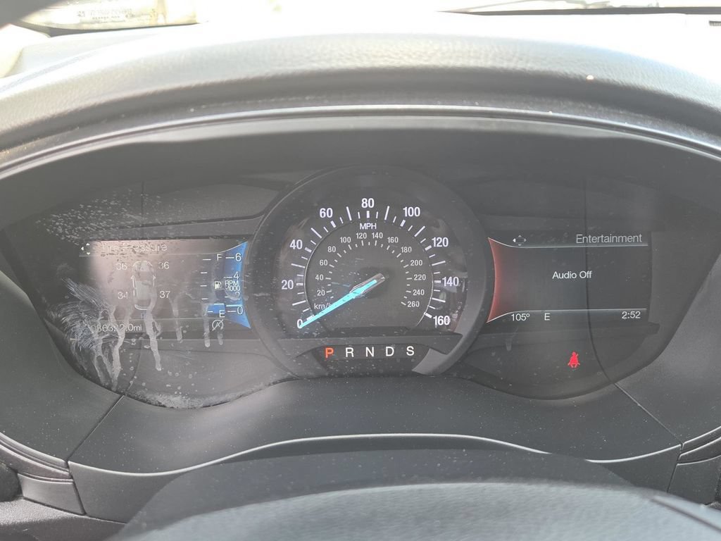 Used 2018 Ford Fusion SE w/ Equipment Group 201A FWD image 24