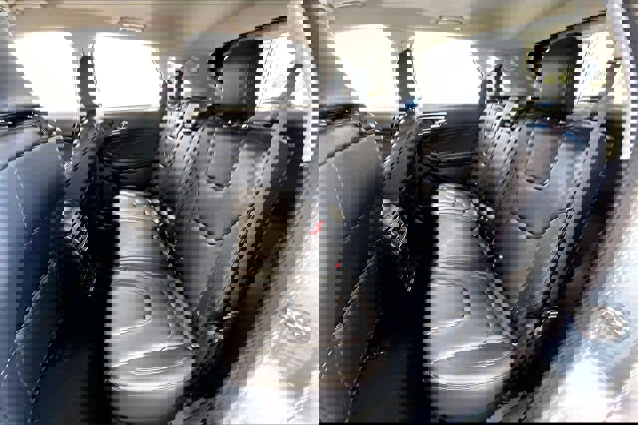 Used 2022 Ford Edge Titanium image 19