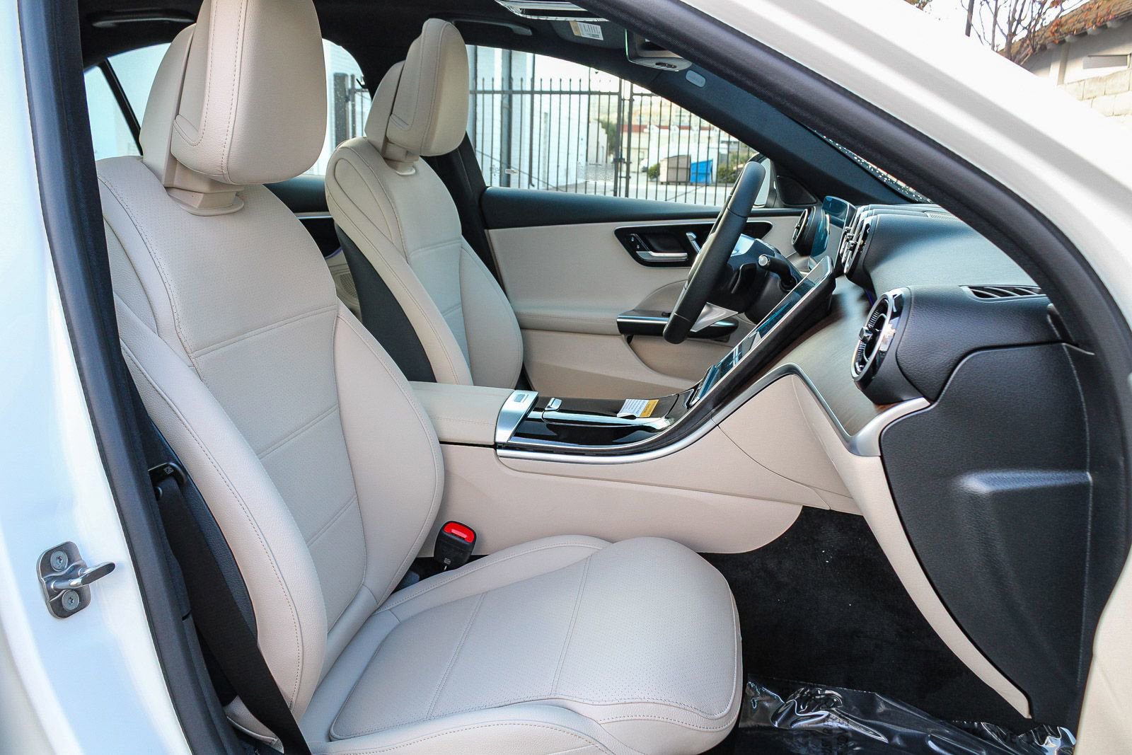 New 2026 Mercedes-Benz C 300 4MATIC Sedan image 16