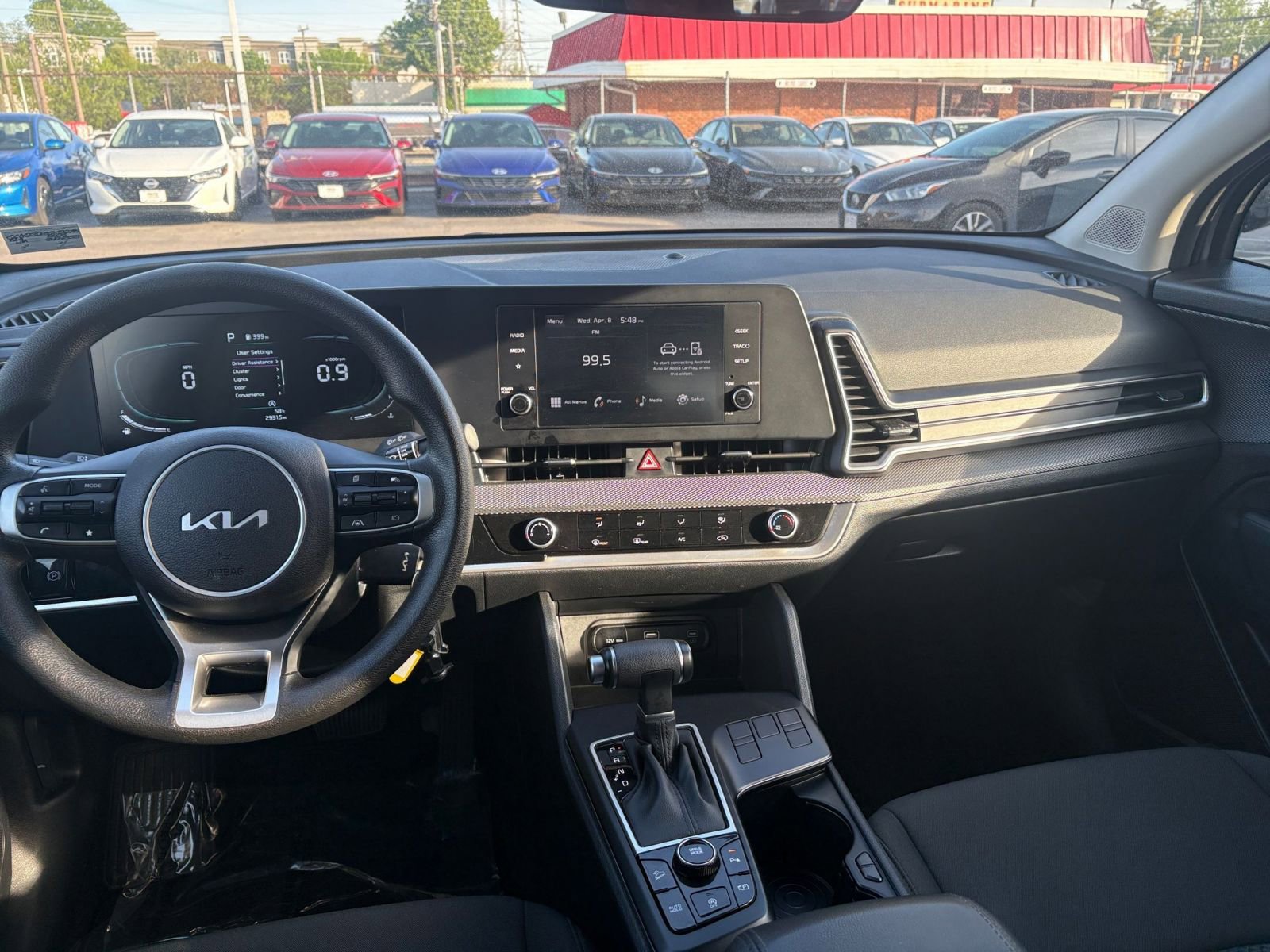 Used 2025 Kia Sportage LX image 32