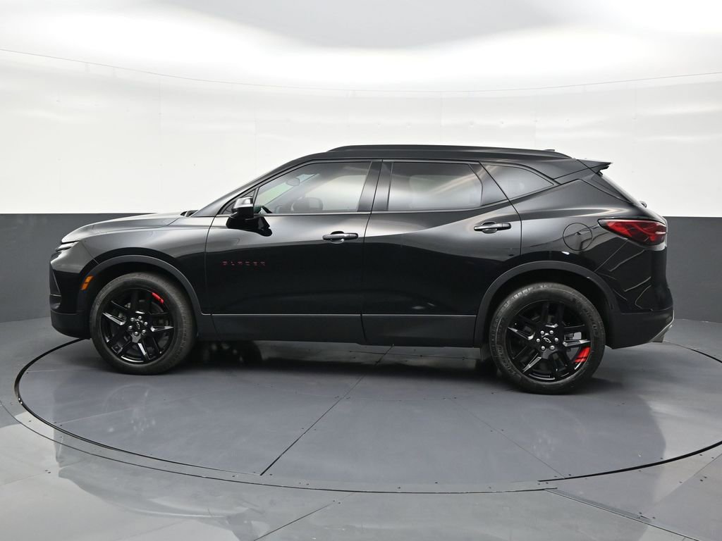 Used 2024 Chevrolet Blazer LT w/ Redline Edition image 2