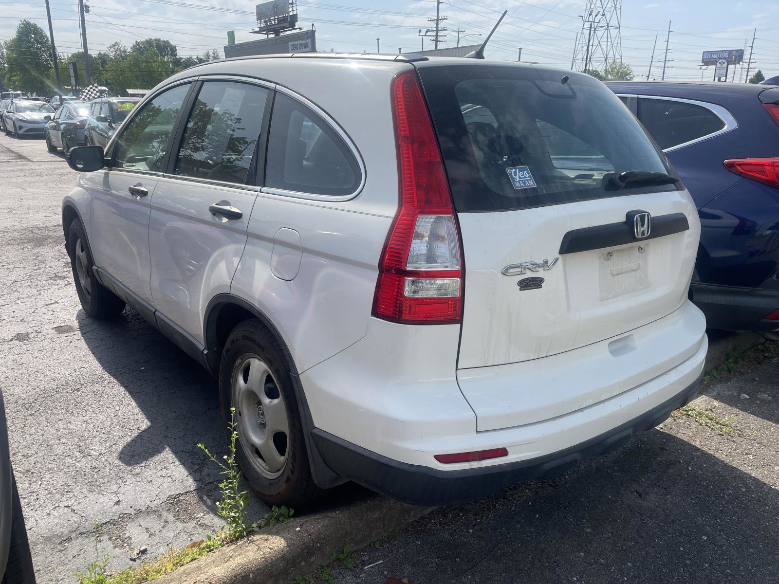 Used 2011 Honda CR-V LX image 3