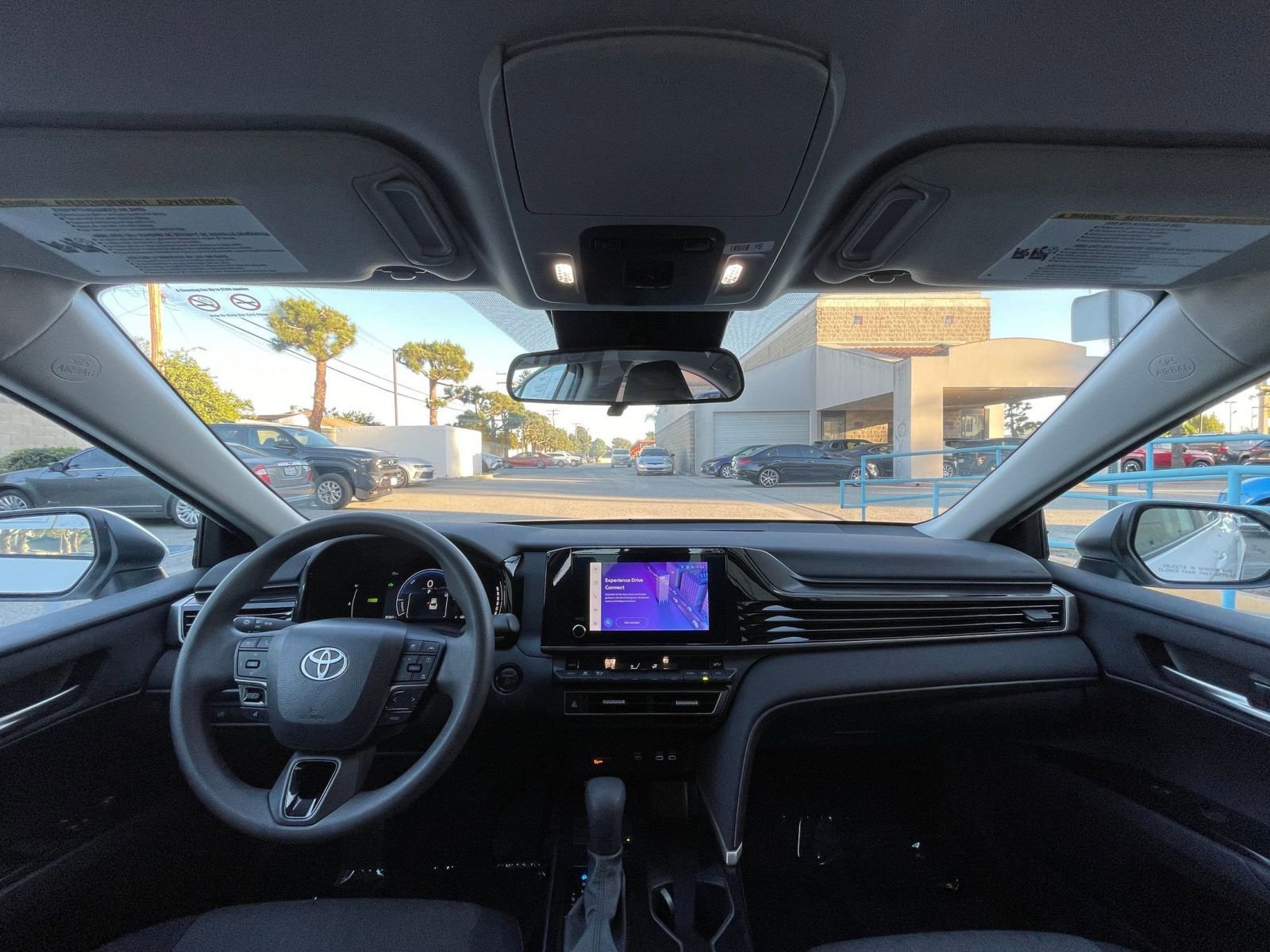 Used 2025 Toyota Camry LE image 33