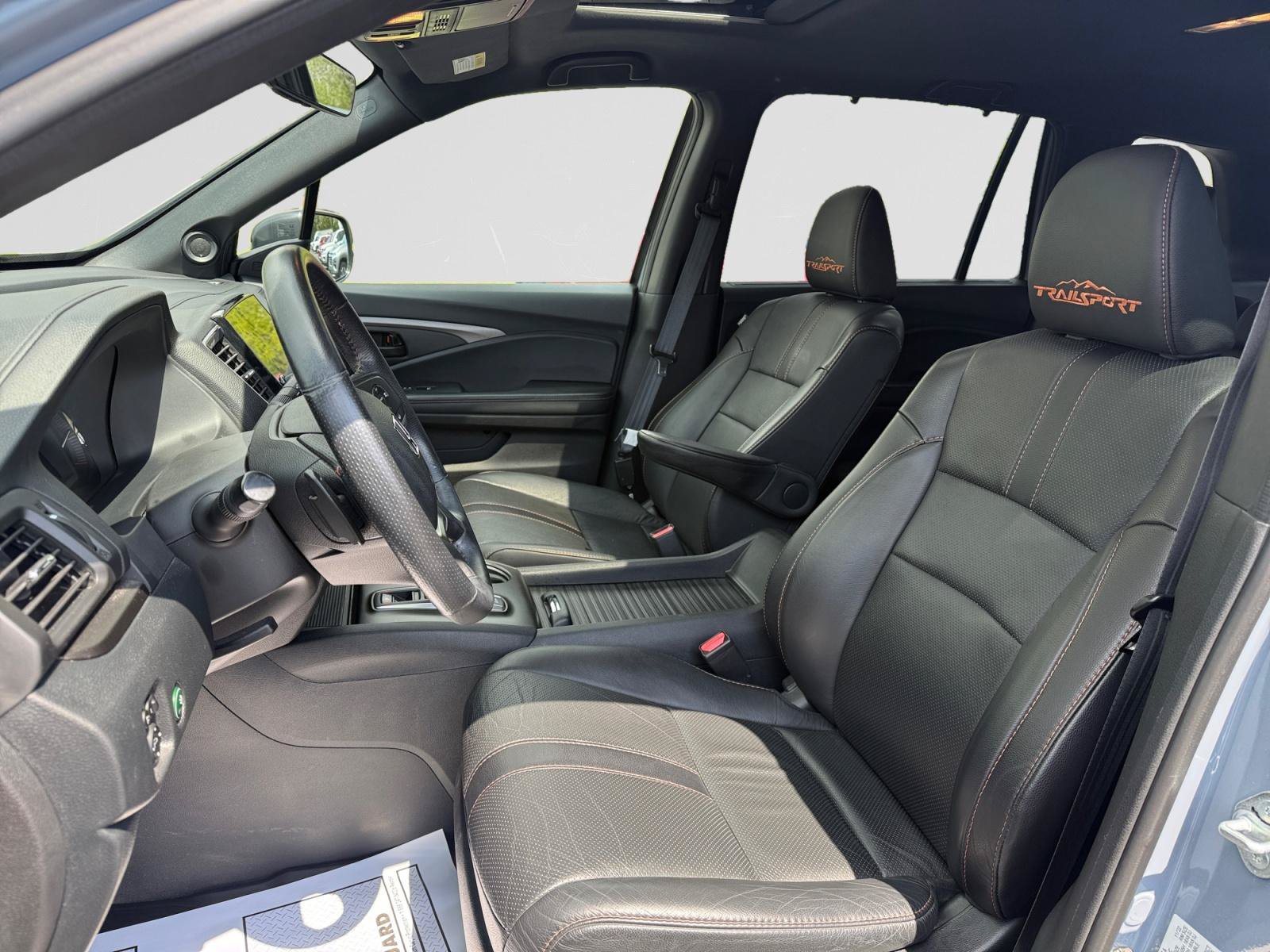 Used 2023 Honda Passport TrailSport image 9