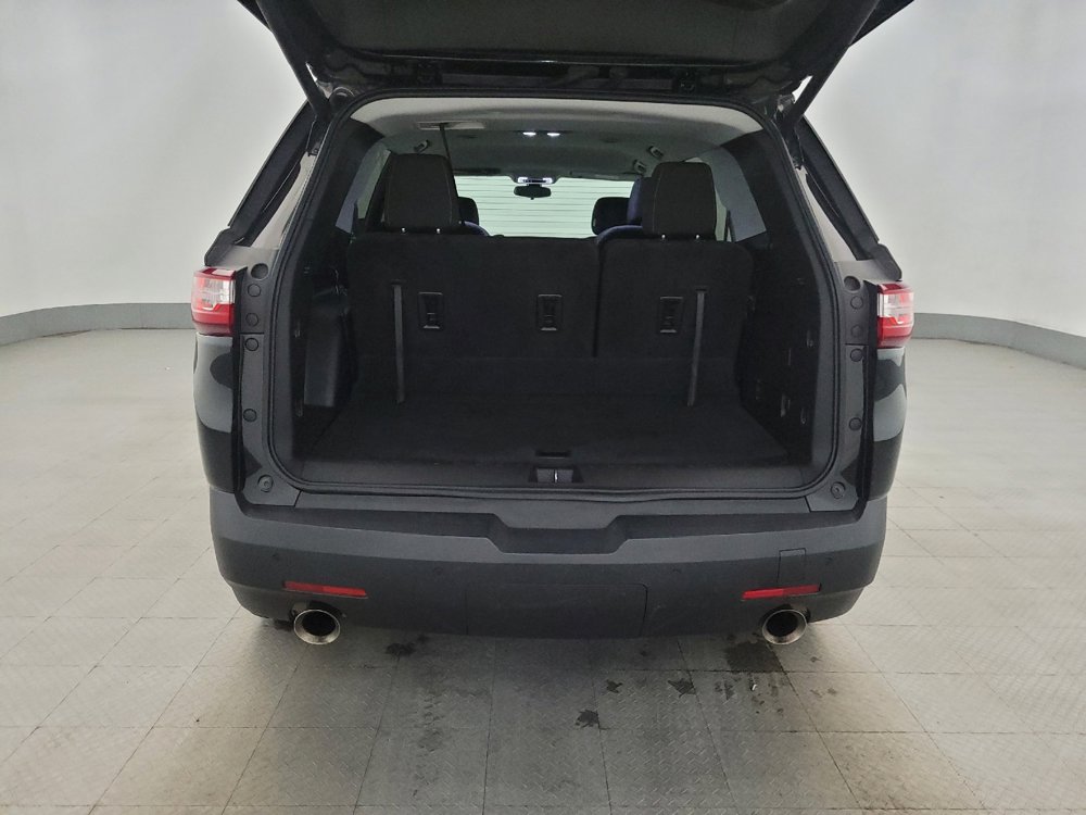 Used 2020 Chevrolet Traverse LT image 29