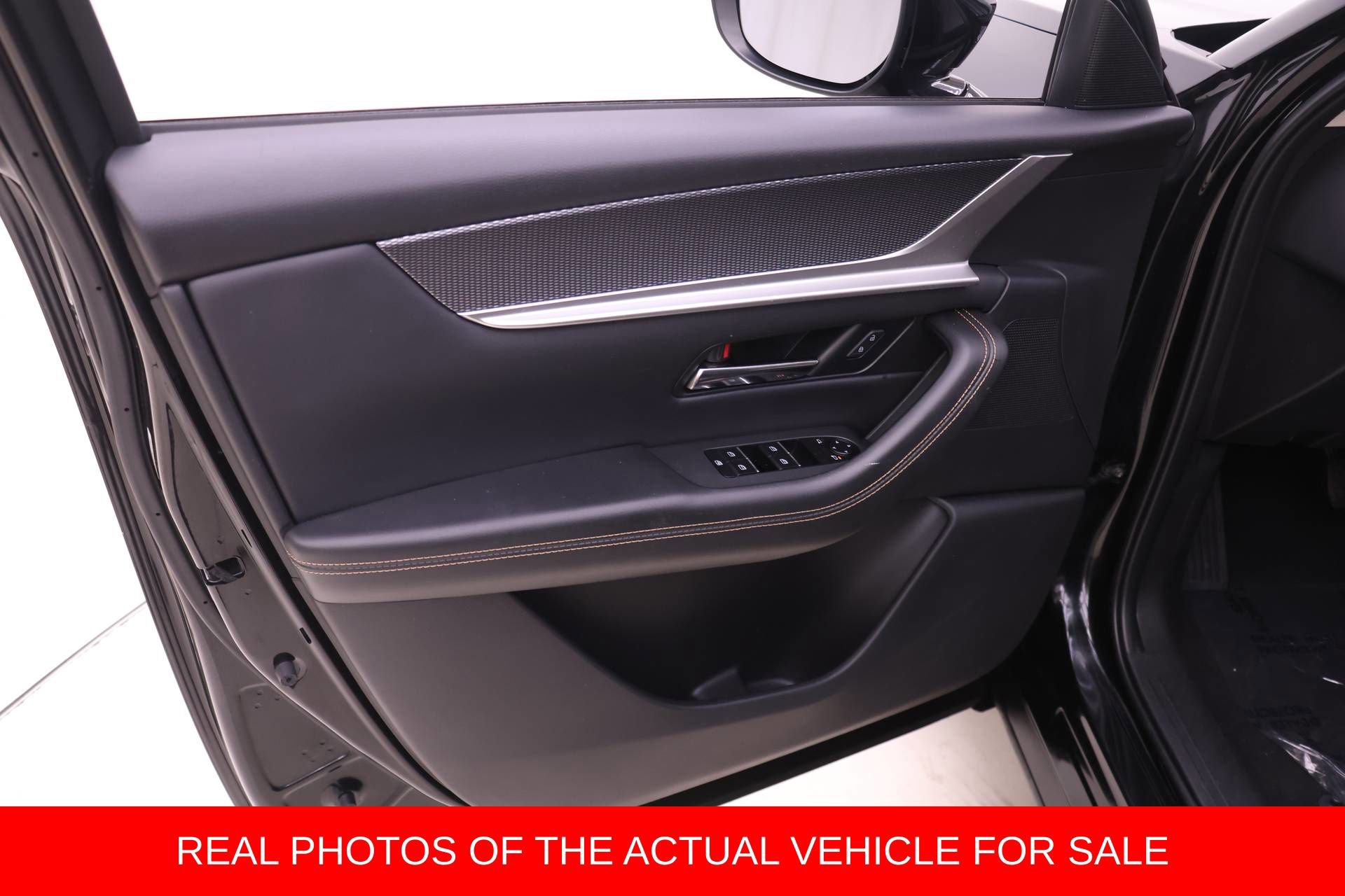 Used 2025 MAZDA CX-90 3.3 Turbo w/ Preferred Package image 9