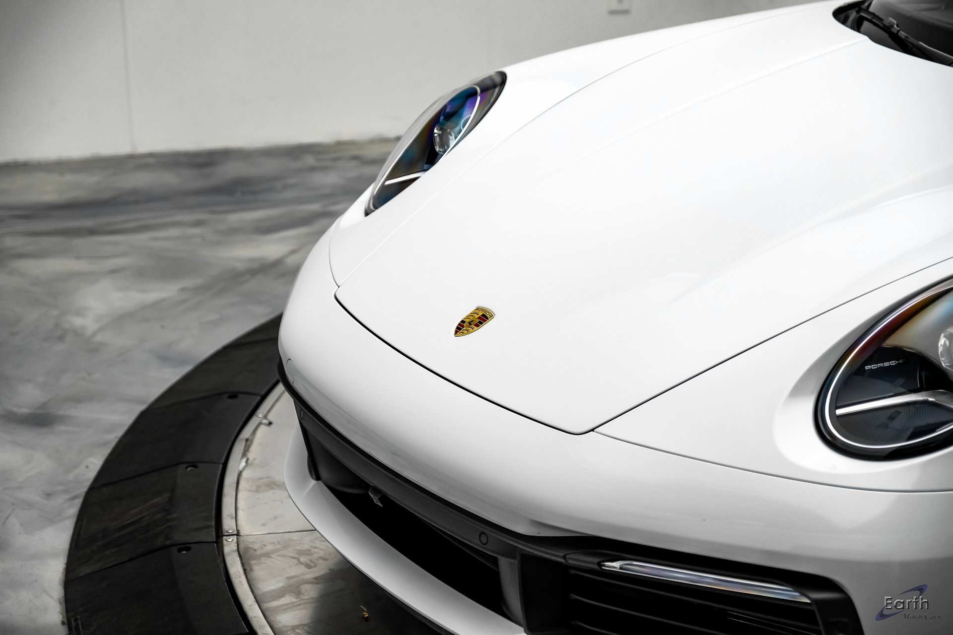 Used 2021 Porsche 911 Carrera 4 image 34