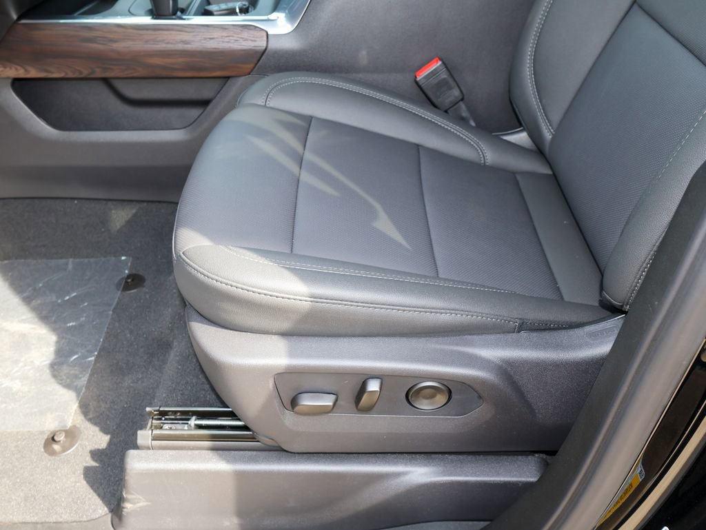 New 2026 GMC Sierra 1500 SLT AWD/4WD image 8