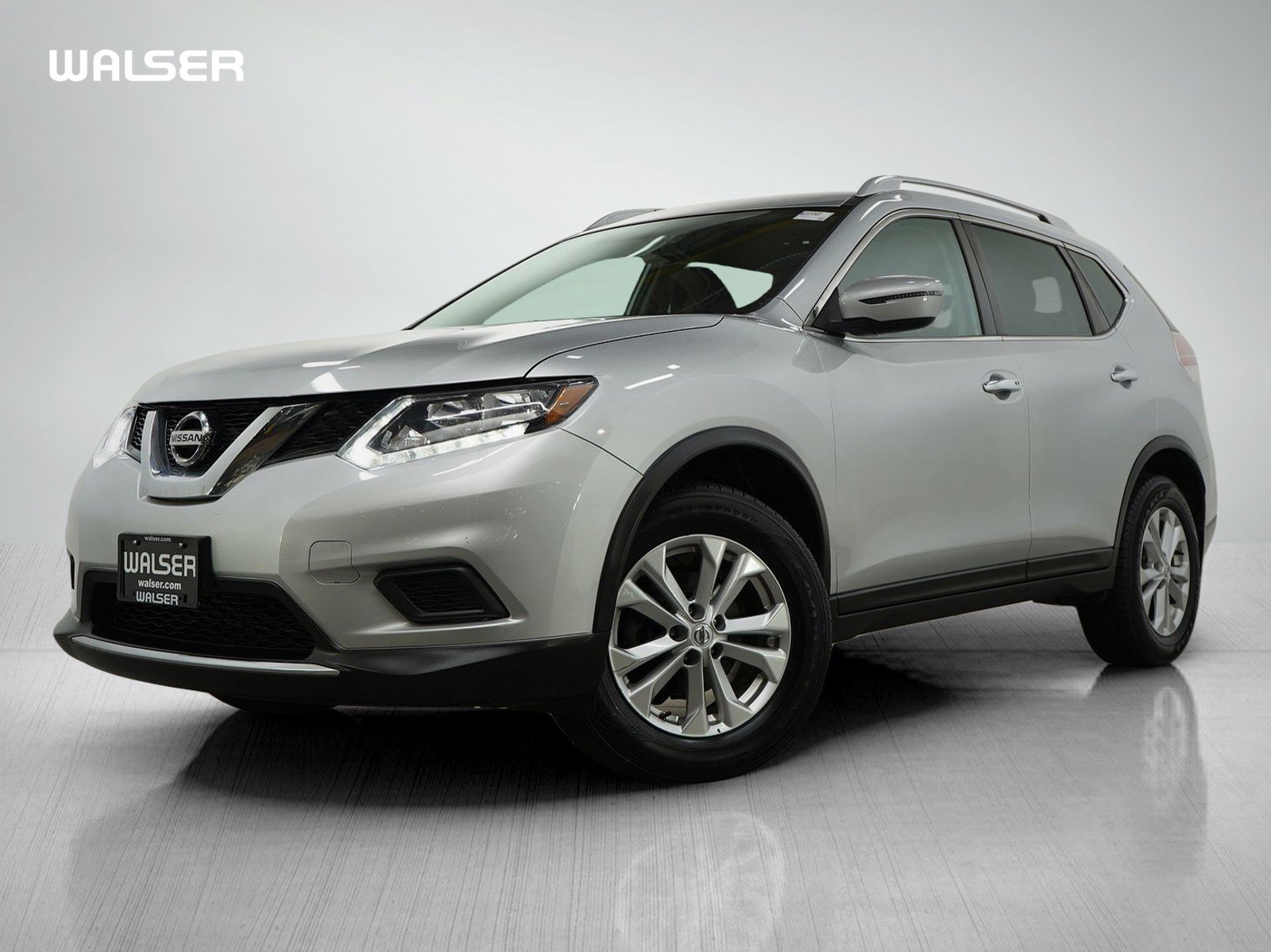 Used 2016 Nissan Rogue SV