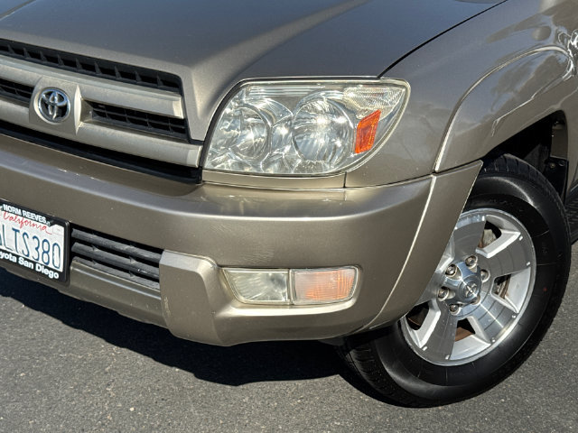 Used 2005 Toyota 4Runner Limited RWD image 3