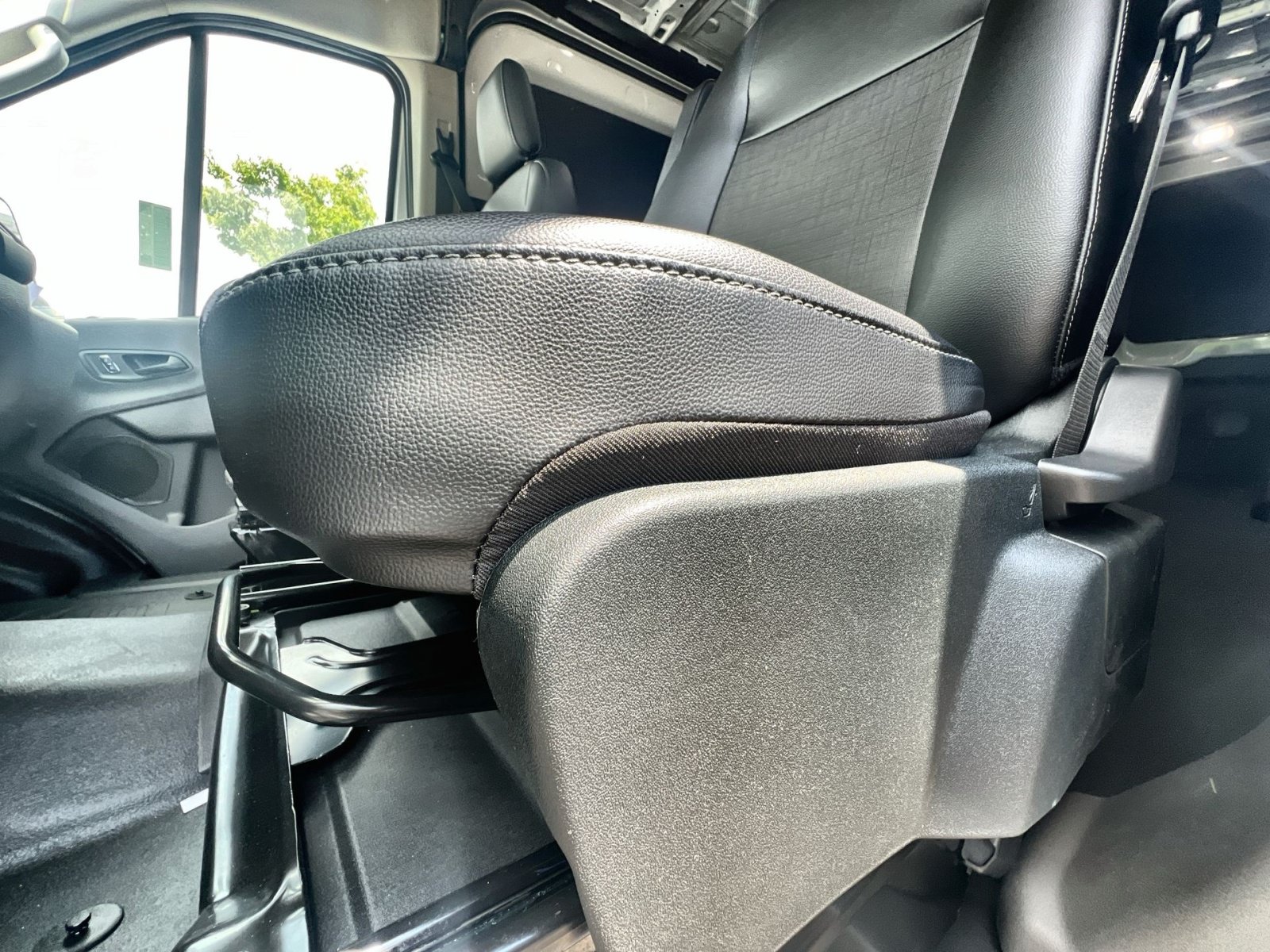 New 2026 Ford Transit 250 148 Medium Roof Extended AWD w/ Load Area Protection Package image 22