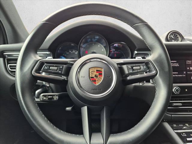 Used 2023 Porsche Macan S AWD/4WD image 12