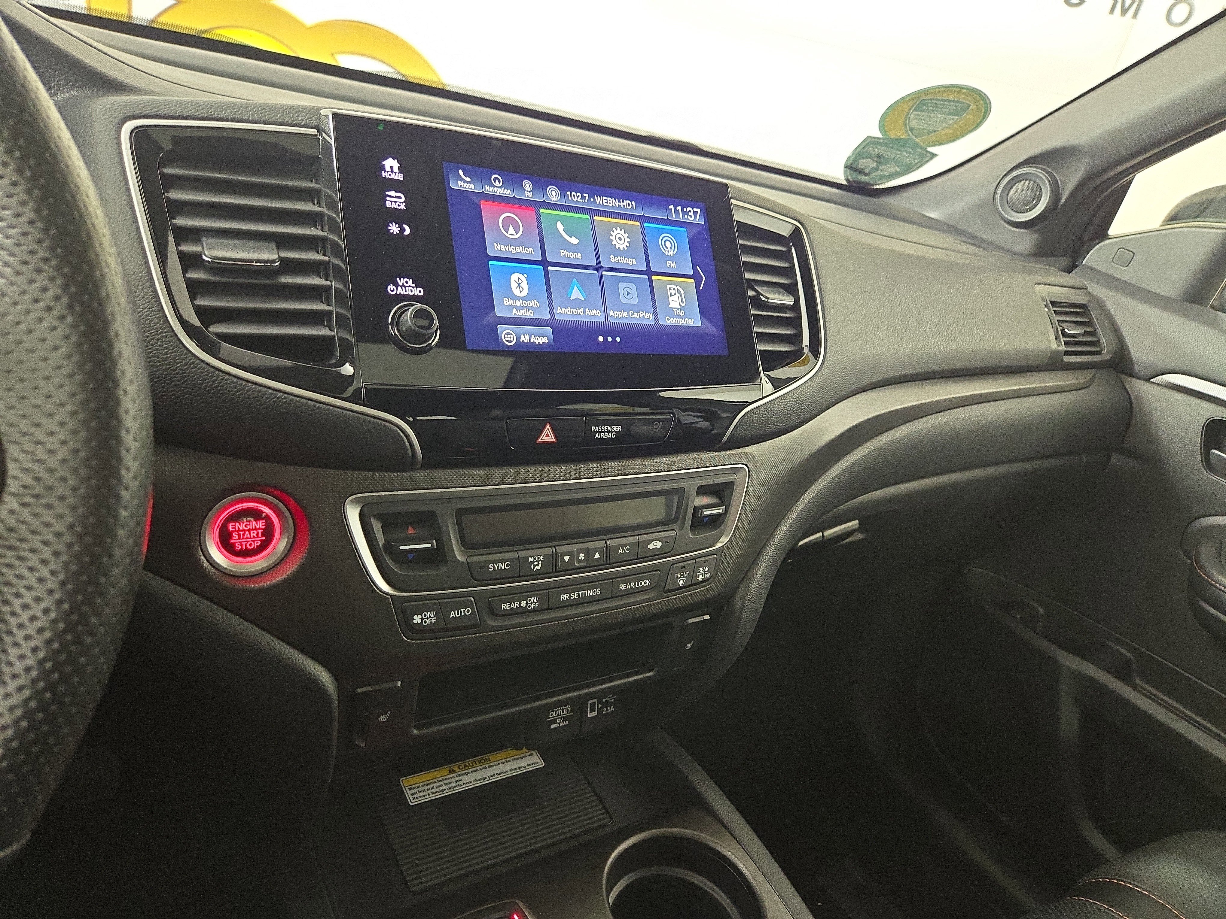 Used 2022 Honda Pilot TrailSport image 24