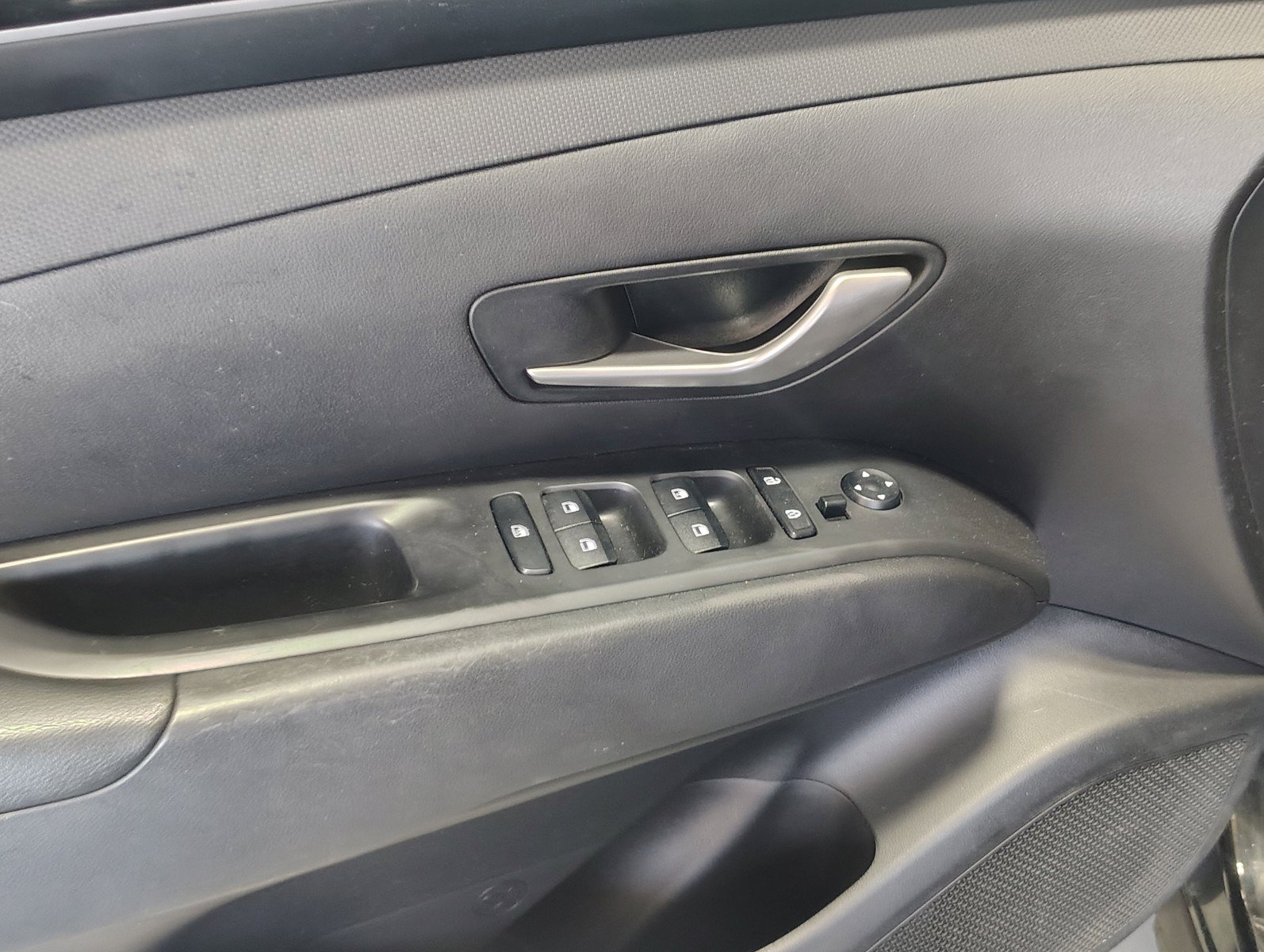 Certified 2023 Hyundai Tucson SE AWD/4WD image 19