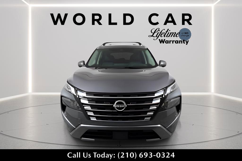 Used 2024 Nissan Rogue SL w/ SL Premium Package image 2