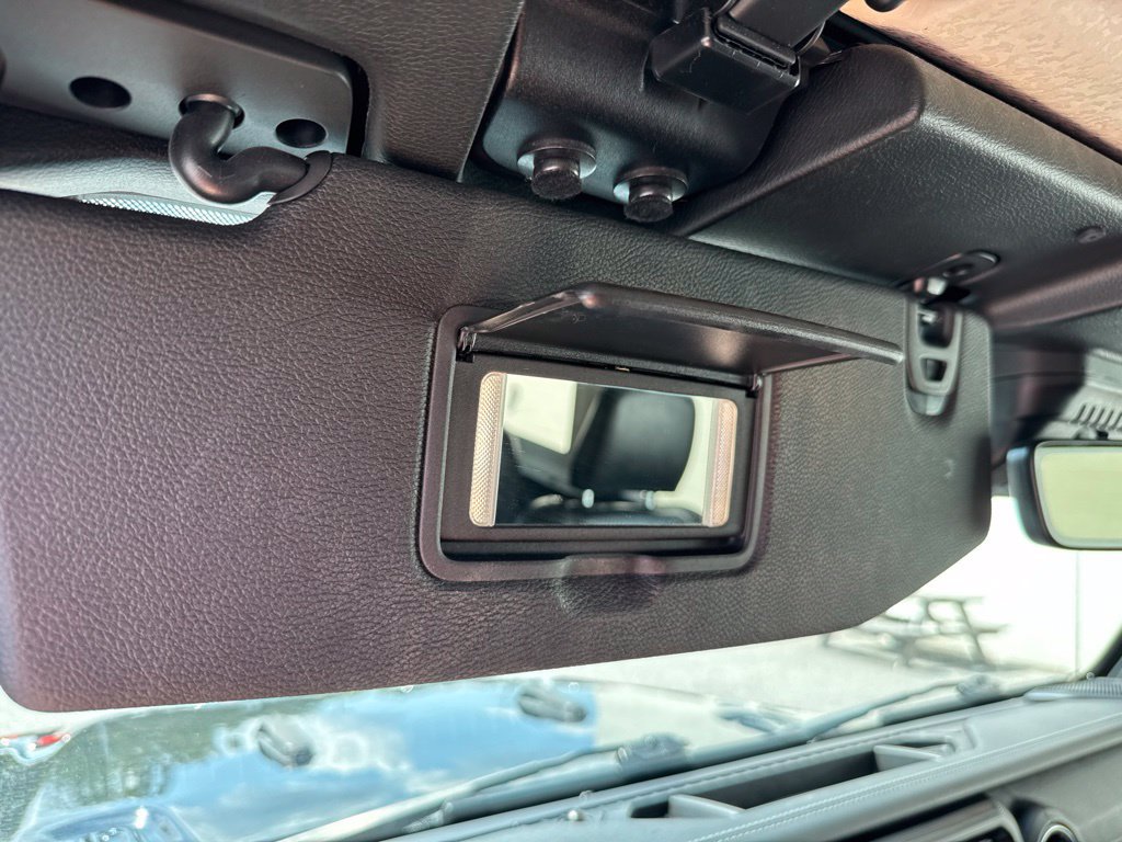 Used 2019 Jeep Wrangler Unlimited Sahara AWD/4WD image 31