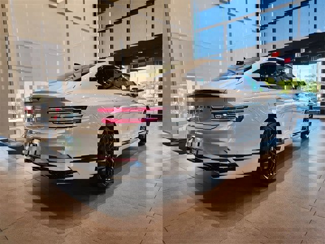 New 2026 Genesis G80 3.5T Prestige image 3