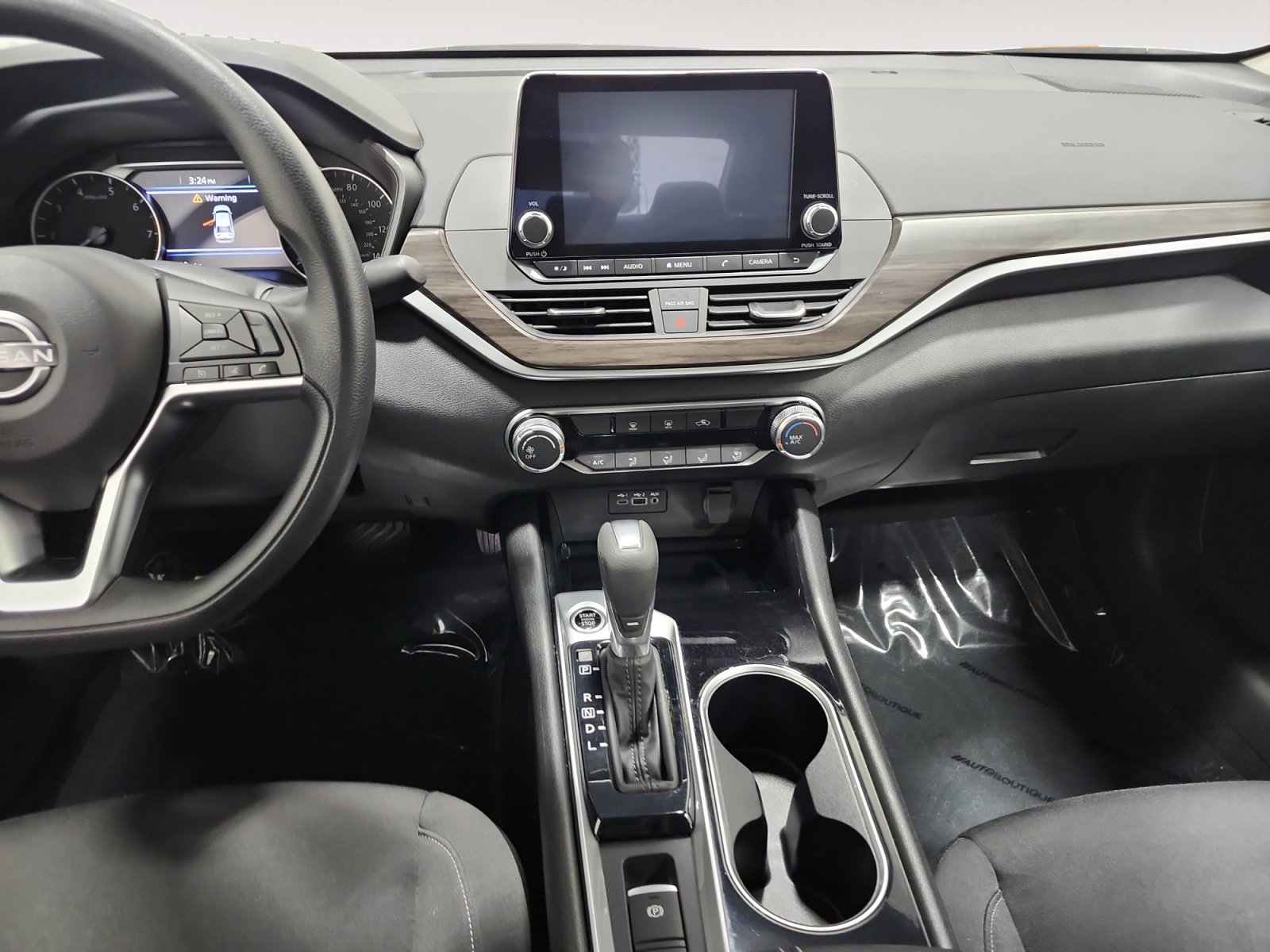 Used 2024 Nissan Altima 2.5 SV AWD/4WD image 11